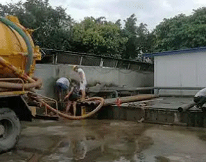 中牟抽化粪池自动清理的方法
